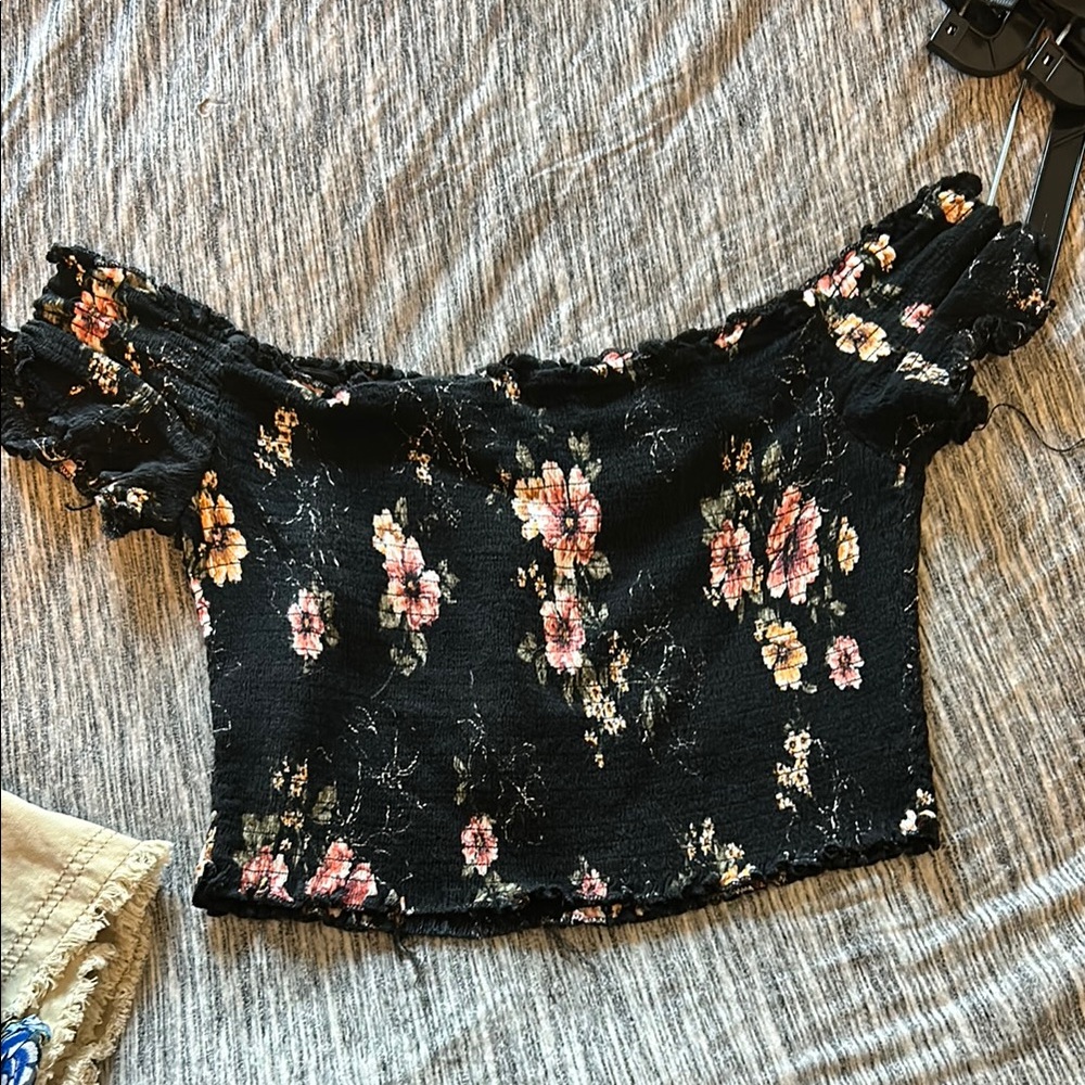 No Boundaries Black and Pink Ruffled Crop Blouse